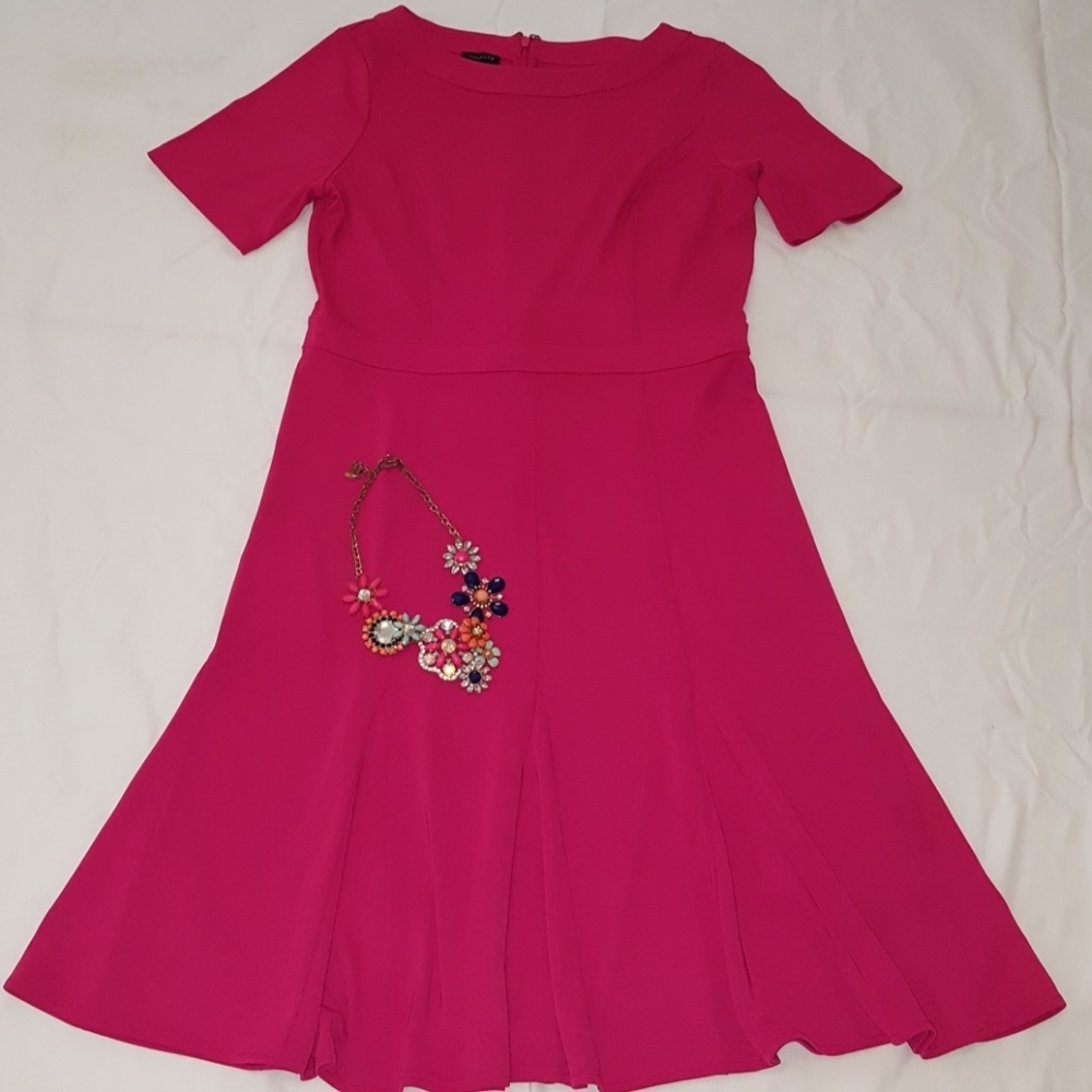 👜FLIRTY TALBOTS DRESS👜